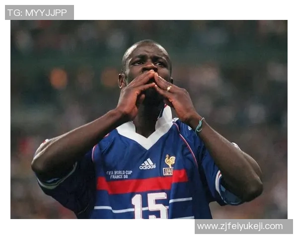 法国足球历史十大传奇球星盘点与荣耀时刻回顾 法国足球历史十大传奇球星盘点与荣耀时刻回顾